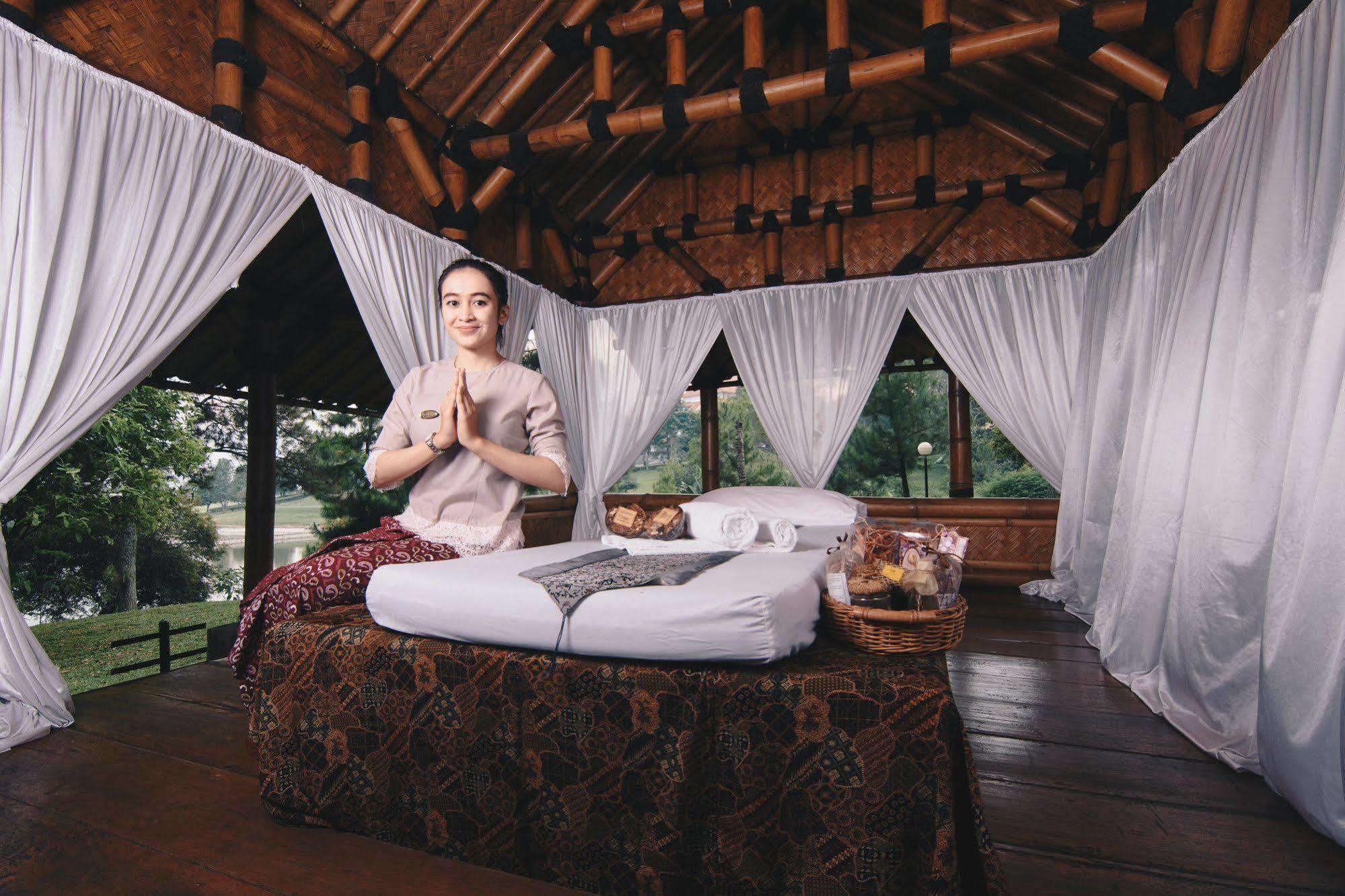 Jatinangor National Golf & Resort Extérieur photo