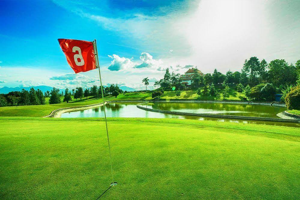 Jatinangor National Golf & Resort Extérieur photo