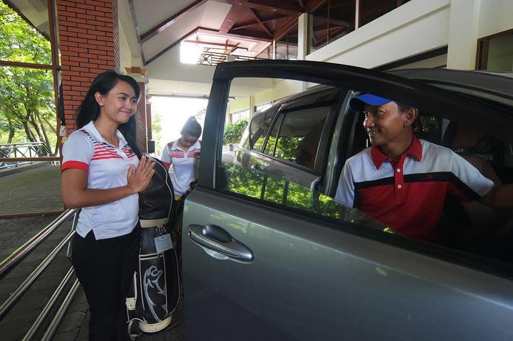 Jatinangor National Golf & Resort Extérieur photo